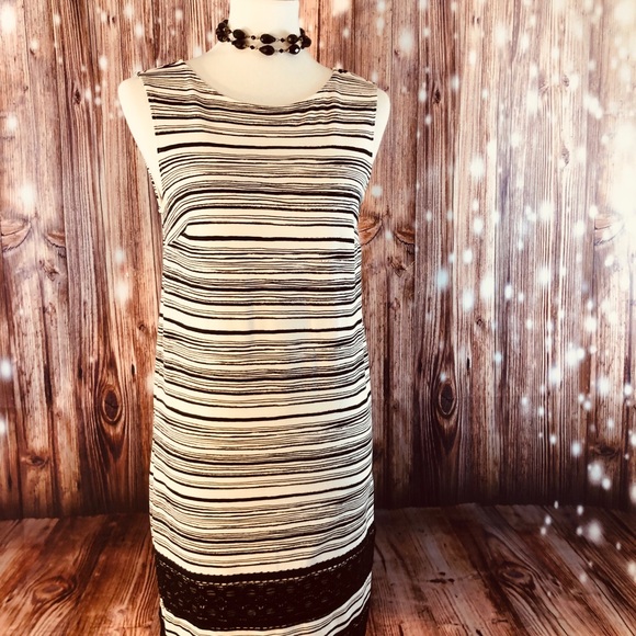 Ann Taylor Sleeveless Black & Cream Dress - Picture 5 of 8